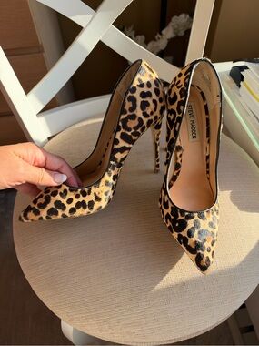 Steve Madden Leopard-Print Pointed Pumps in Tan and Black